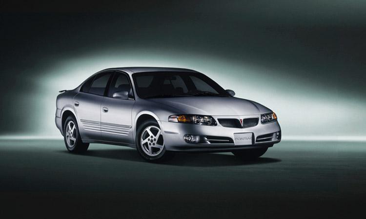 Fotky: Pontiac Bonneville SE Sedan (foto, obrazky)